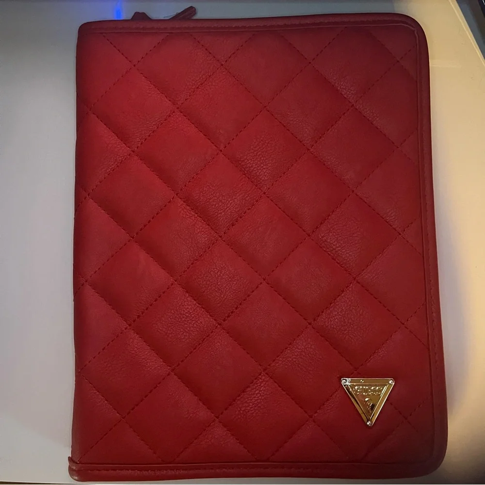 Guess NWT Quilted Red iPad Apple Tablet Case Cover Holder Zip Up Leather PU Luxe
